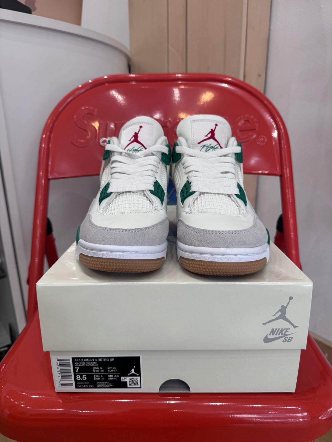 Air Jordan 4 sb pine Green