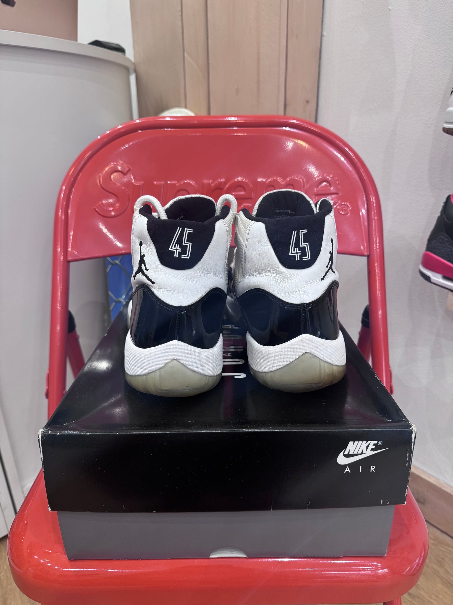 Jordan 11 Concorde T46