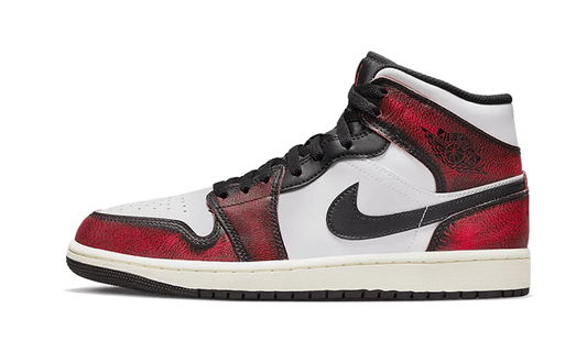 Air Jordan 1 Mid SE Wear-Away Chicago