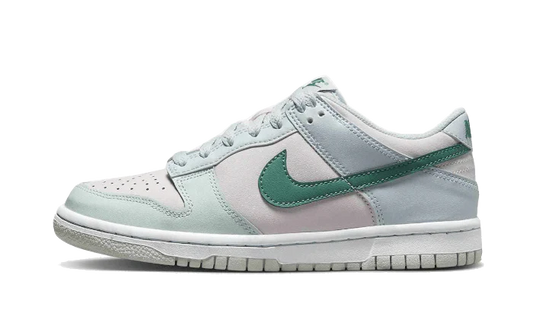 Dunk Low Mineral Teal - SNK TRADE