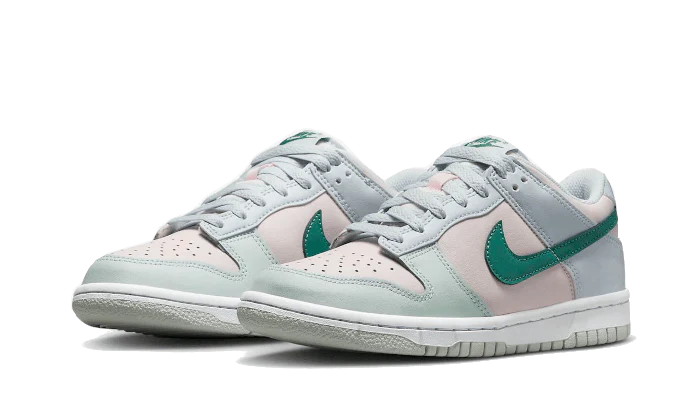 Dunk Low Mineral Teal - SNK TRADE