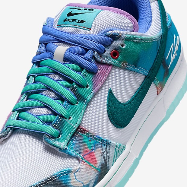 Nike SB Dunk Low Futura Laboratories Bleached Aqua - SNK TRADE